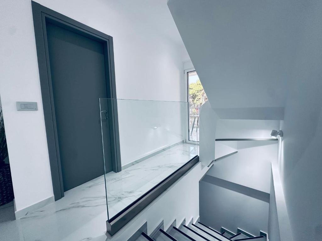 829249295 - Αντιγραφή