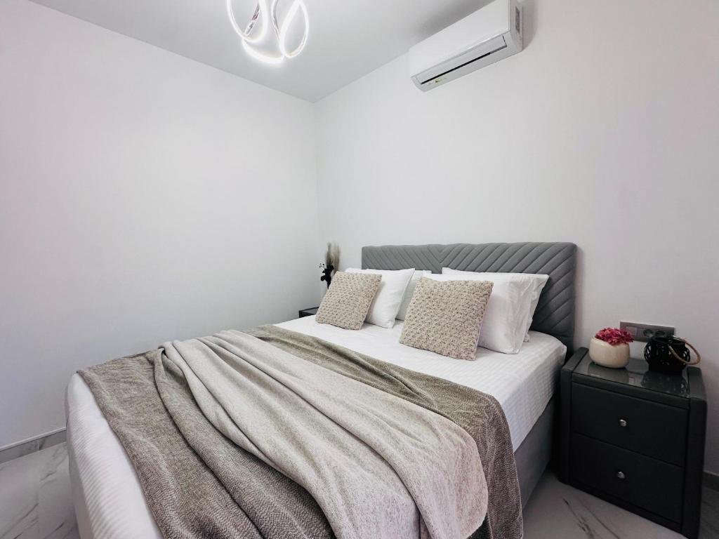 829249334 - Αντιγραφή - Αντιγραφή